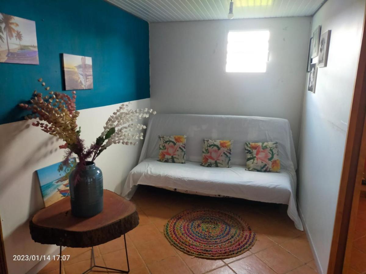 Douceur Des Hauteurs Bas De Villa, Piscine Privee 圣吕斯 外观 照片